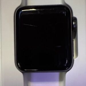 Apple Watch Series 3 GPS - Space Gray Aluminum